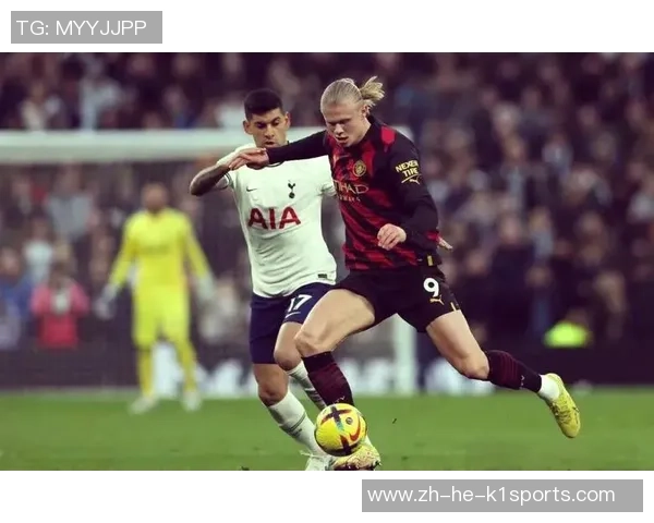 欧冠激战阿贾克斯与热刺下半场精彩回顾与战术分析